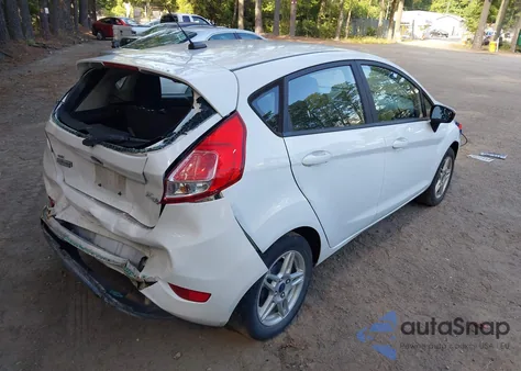 2018 Ford Fiesta Se z USA, uszkodzony, nr VIN 3FADP4EJ3JM143695